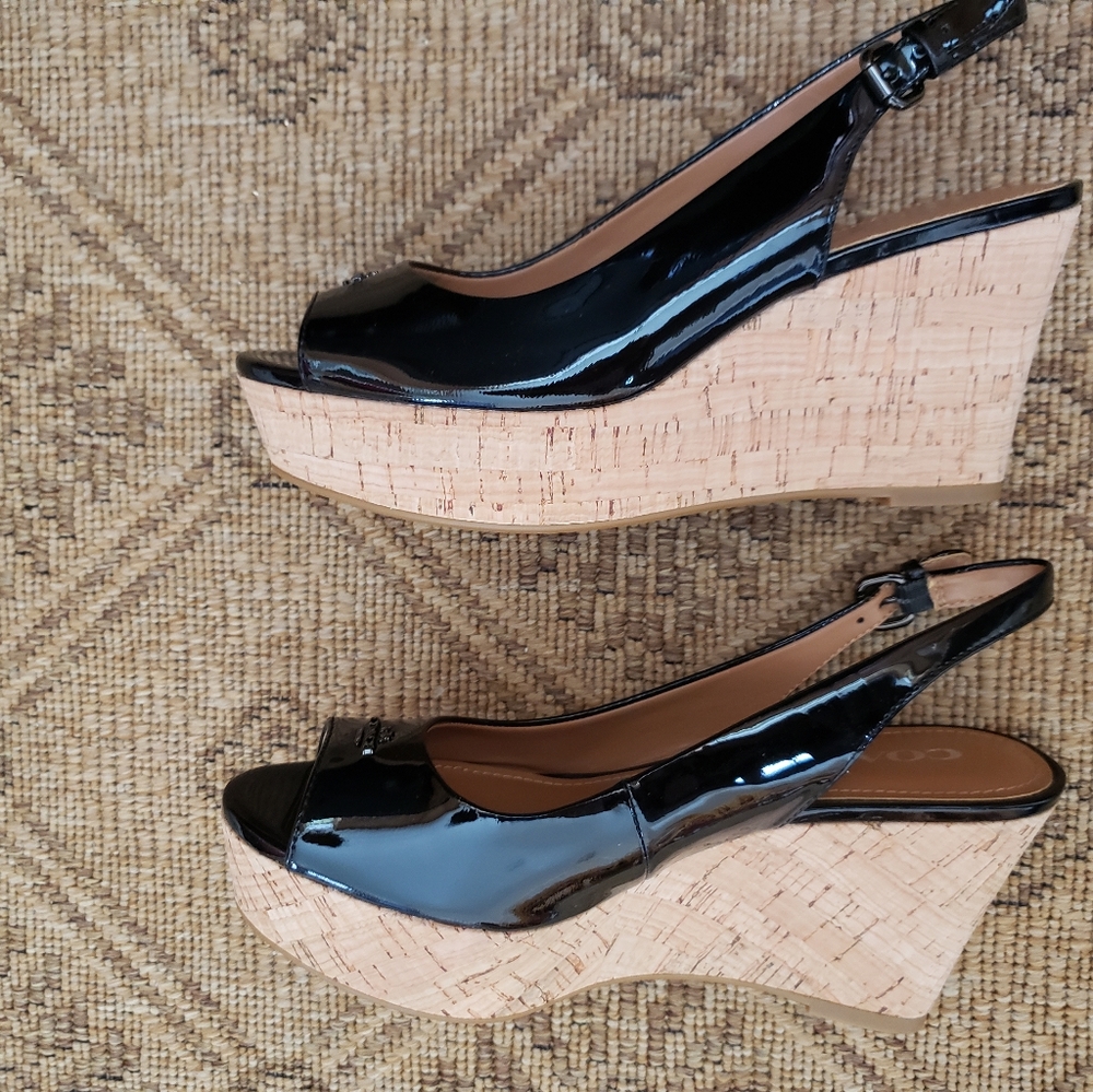 Coach woman's open toe shoes 3 inch heal - Picture 5 of 6